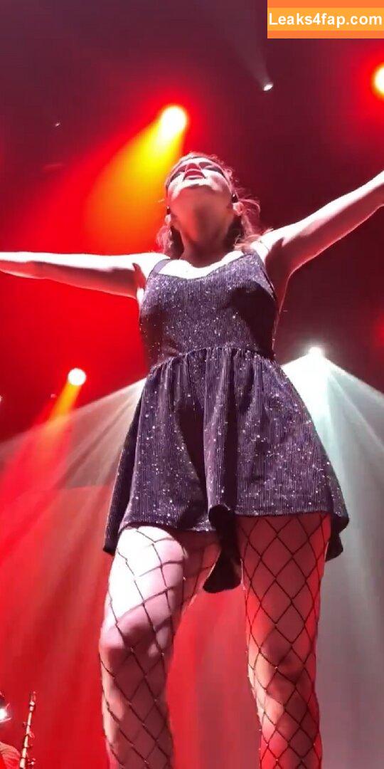 Lauren Mayberry / laurenevemayberry leaked photo photo #0047