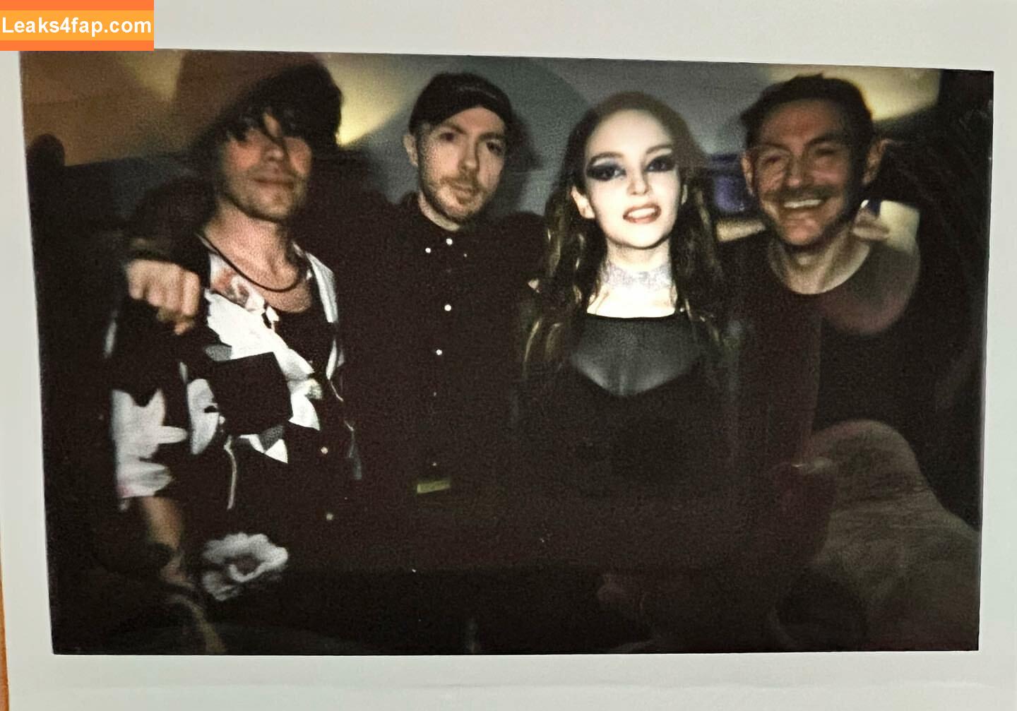 Lauren Mayberry / laurenevemayberry leaked photo photo #0075