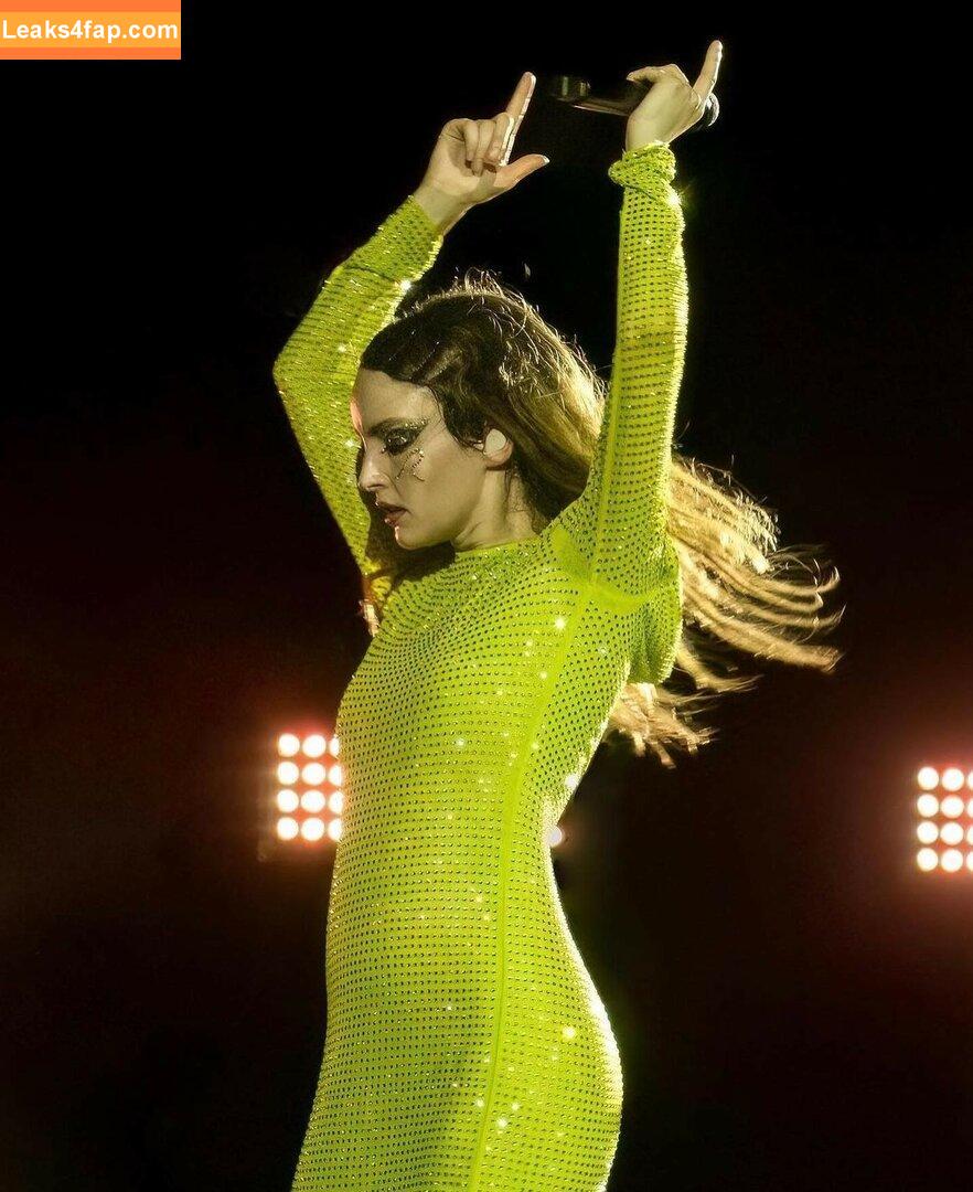 Lauren Mayberry / laurenevemayberry leaked photo photo #0107