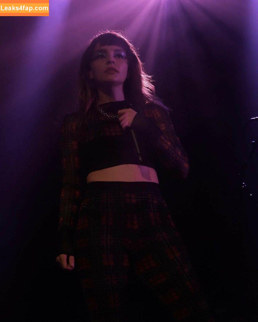 Lauren Mayberry / laurenevemayberry leaked photo photo #0127