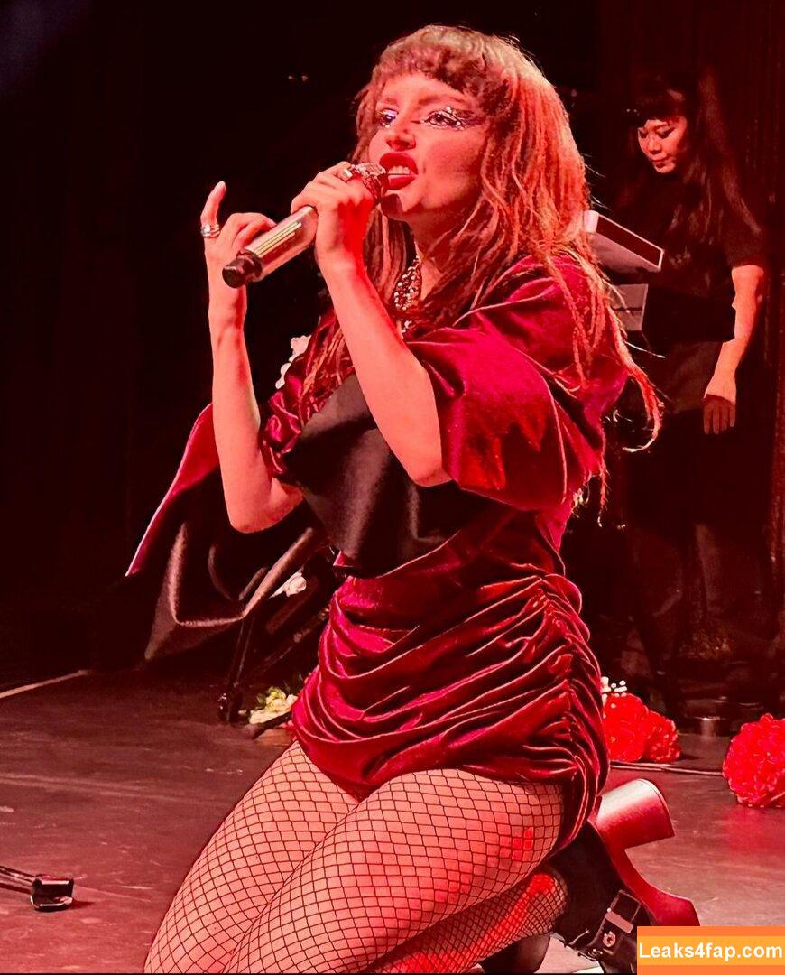 Lauren Mayberry / laurenevemayberry leaked photo photo #0230