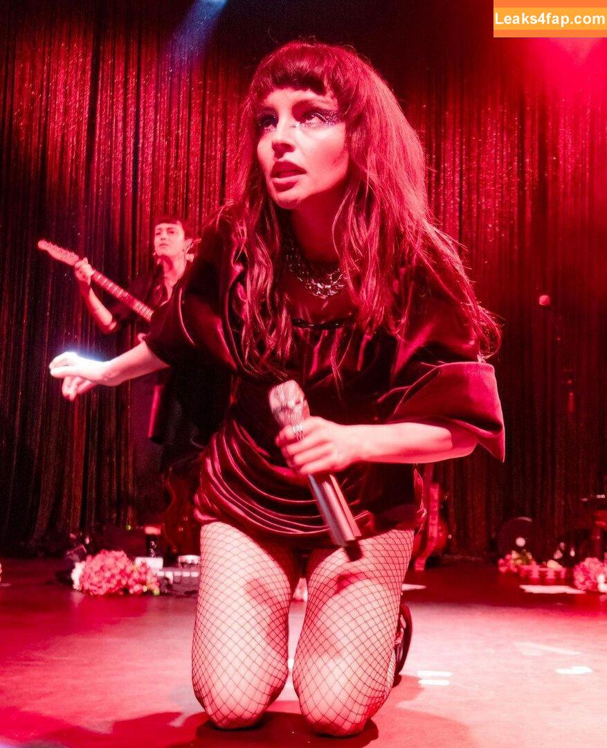 Lauren Mayberry / laurenevemayberry leaked photo photo #0235