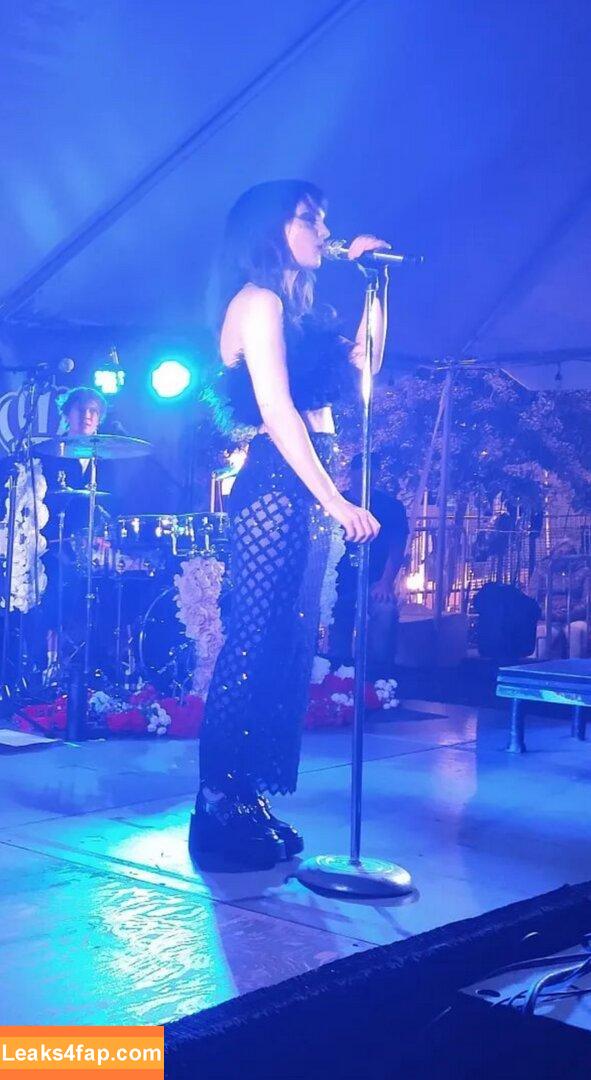 Lauren Mayberry / laurenevemayberry leaked photo photo #0310