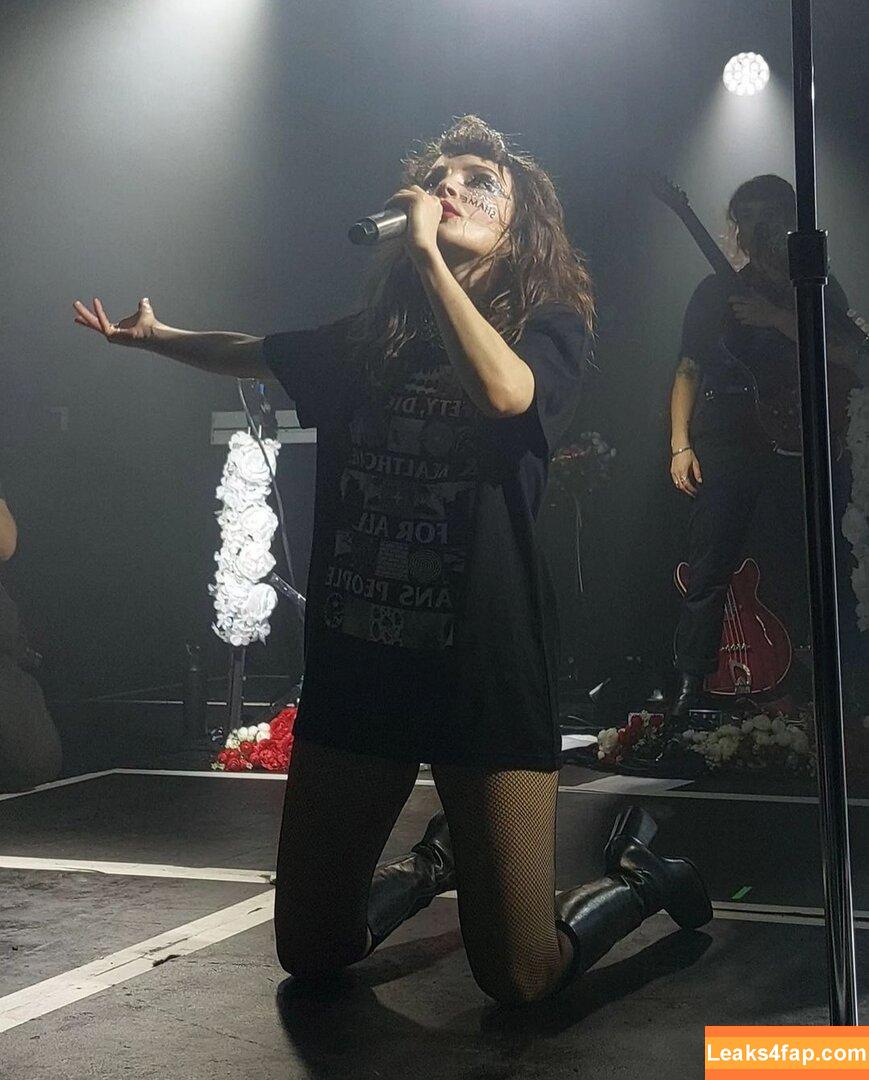 Lauren Mayberry / laurenevemayberry leaked photo photo #0539