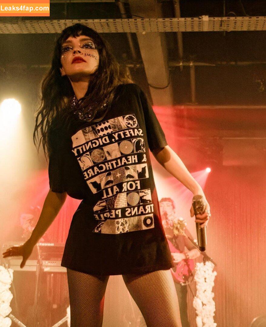 Lauren Mayberry / laurenevemayberry leaked photo photo #0543