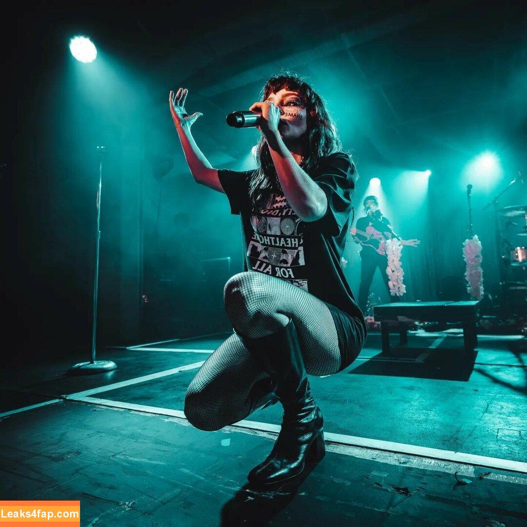 Lauren Mayberry / laurenevemayberry leaked photo photo #0570