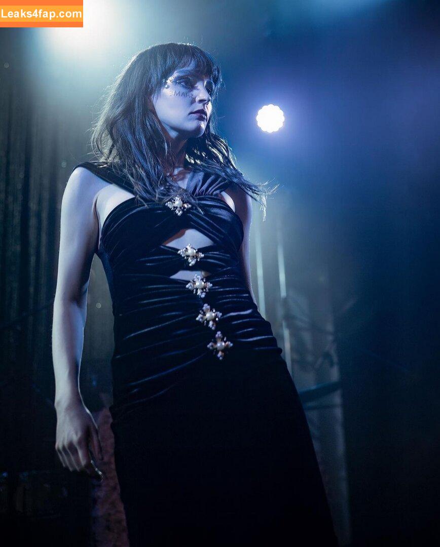 Lauren Mayberry / laurenevemayberry leaked photo photo #0652