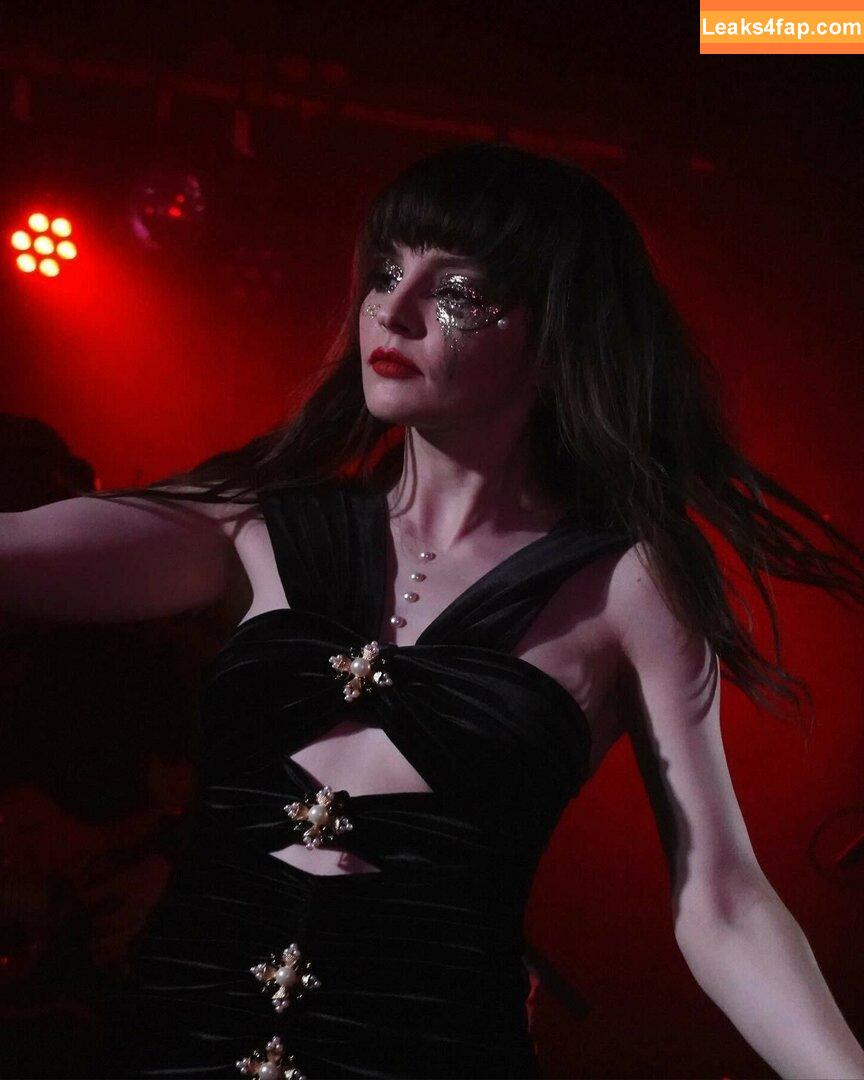 Lauren Mayberry / laurenevemayberry слитое фото фото #0665