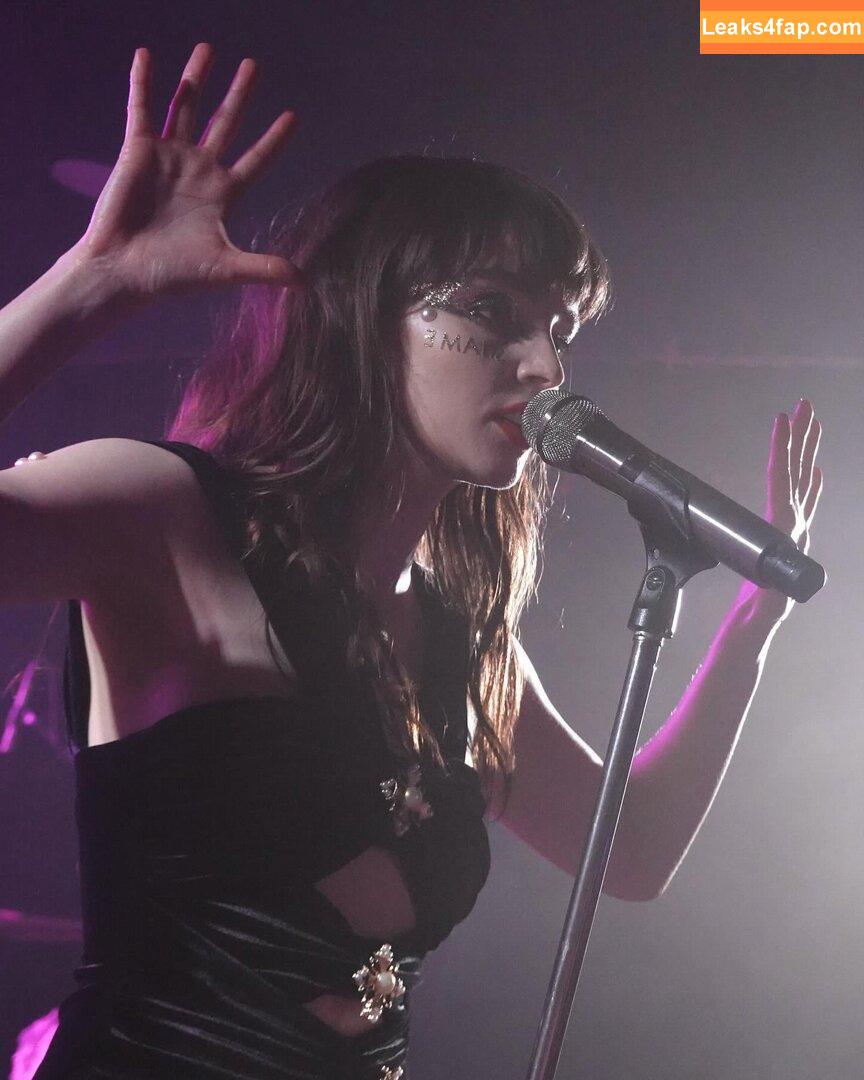 Lauren Mayberry / laurenevemayberry слитое фото фото #0670