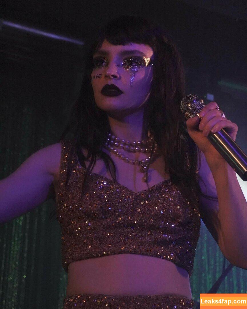 Lauren Mayberry / laurenevemayberry leaked photo photo #0678