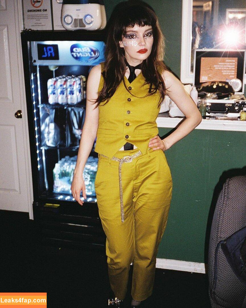 Lauren Mayberry / laurenevemayberry leaked photo photo #0778