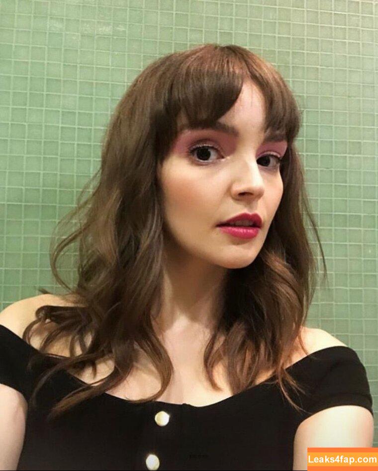 Lauren Mayberry / laurenevemayberry leaked photo photo #0781