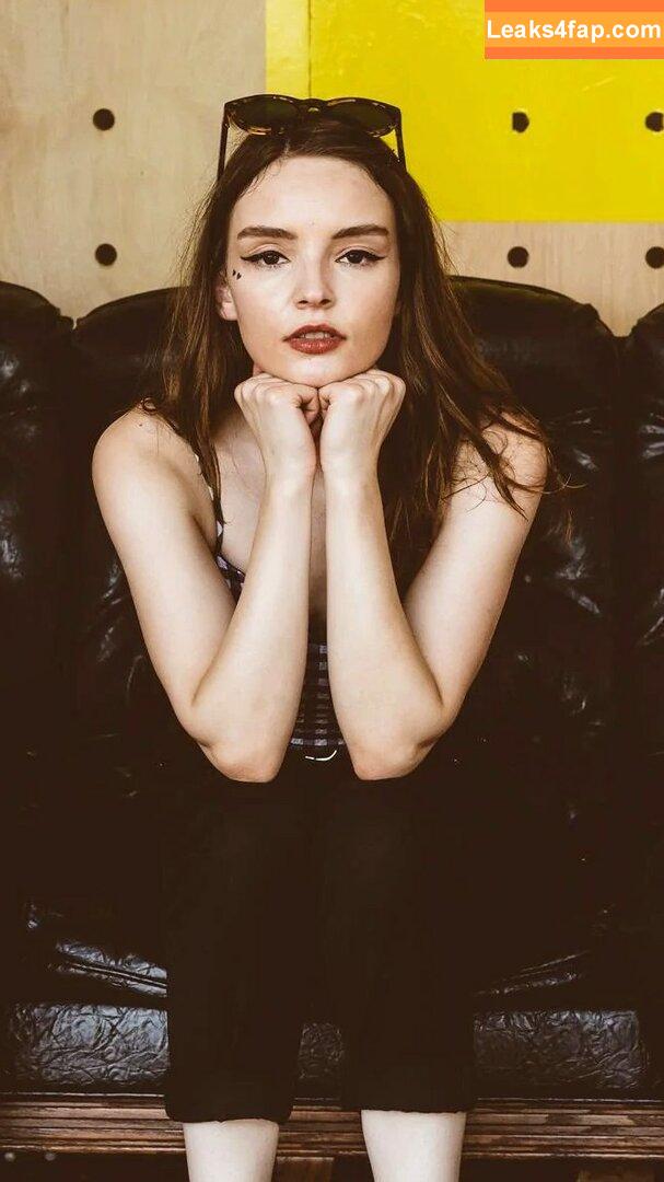 Lauren Mayberry / laurenevemayberry leaked photo photo #0907