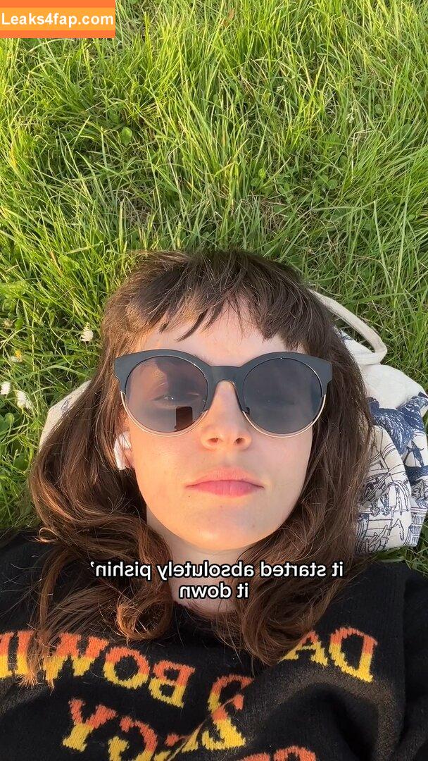 Lauren Mayberry / laurenevemayberry leaked photo photo #0991