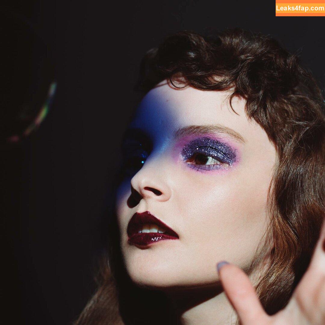 Lauren Mayberry / laurenevemayberry leaked photo photo #0994