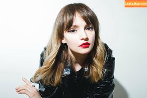 Lauren Mayberry photo #0053