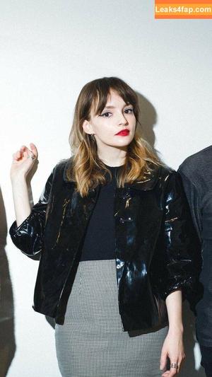 Lauren Mayberry photo #0061