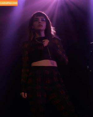 Lauren Mayberry photo #0127