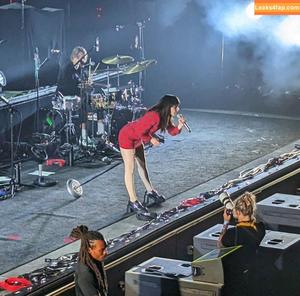 Lauren Mayberry photo #0168