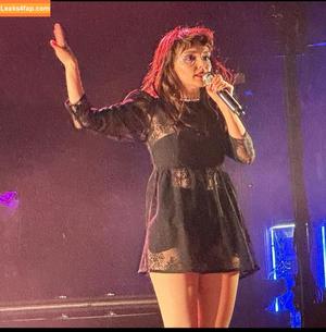 Lauren Mayberry photo #0201