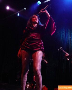 Lauren Mayberry photo #0209