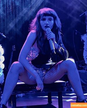 Lauren Mayberry photo #0258
