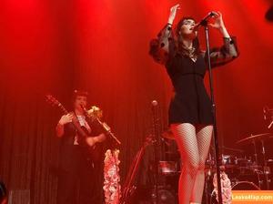 Lauren Mayberry photo #0286