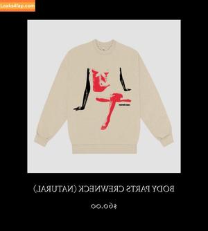 Lauren Mayberry photo #0379