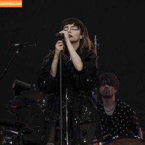 Lauren Mayberry photo #0384