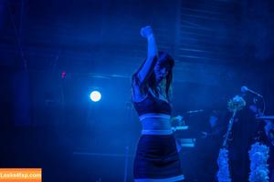 Lauren Mayberry photo #0446