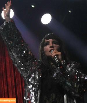 Lauren Mayberry photo #0463