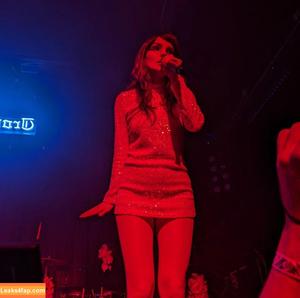 Lauren Mayberry photo #0480