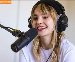 Lauren Mayberry photo #0514