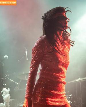 Lauren Mayberry photo #0527