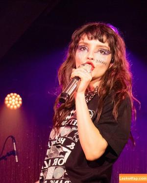 Lauren Mayberry photo #0544