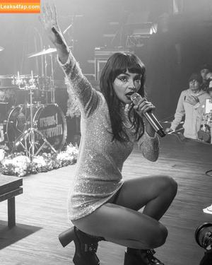 Lauren Mayberry photo #0558