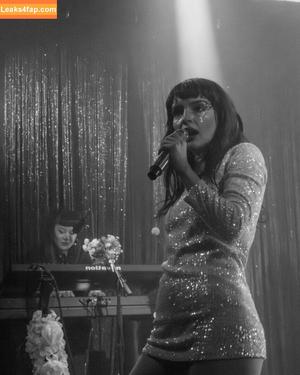 Lauren Mayberry photo #0567