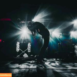 Lauren Mayberry photo #0572