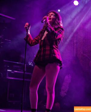 Lauren Mayberry photo #0591