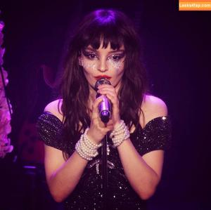 Lauren Mayberry photo #0596