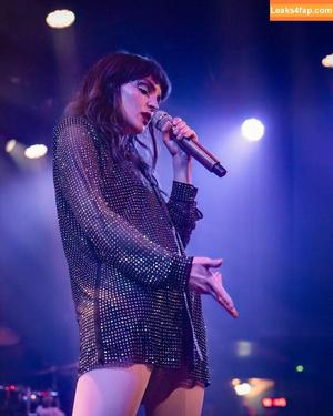 Lauren Mayberry фото #0629