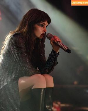 Lauren Mayberry фото #0633