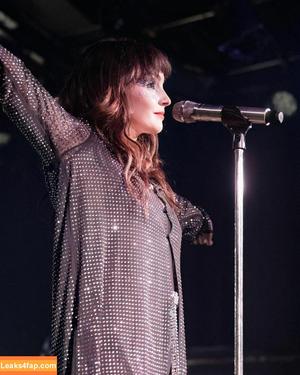 Lauren Mayberry фото #0634