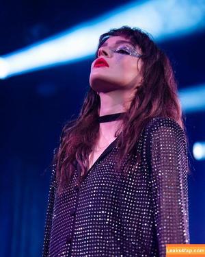 Lauren Mayberry фото #0635