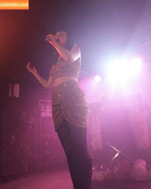 Lauren Mayberry photo #0680