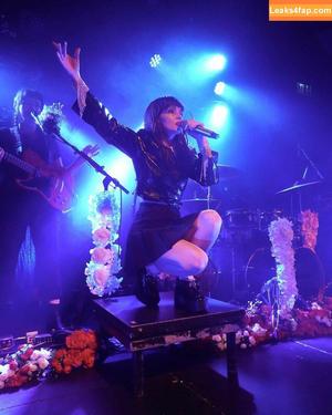 Lauren Mayberry photo #0719