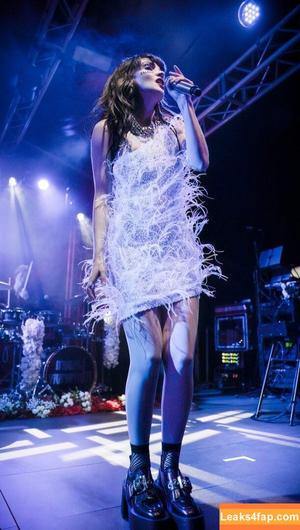 Lauren Mayberry photo #0749