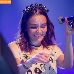 Lauren Mayberry photo #0848