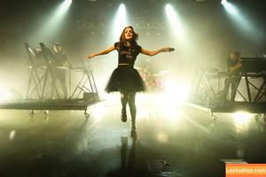 Lauren Mayberry photo #0855