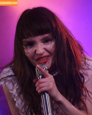 Lauren Mayberry photo #0940